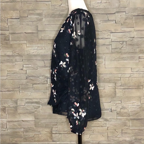 Laura dark navy floral blouse - Picture 3 of 4